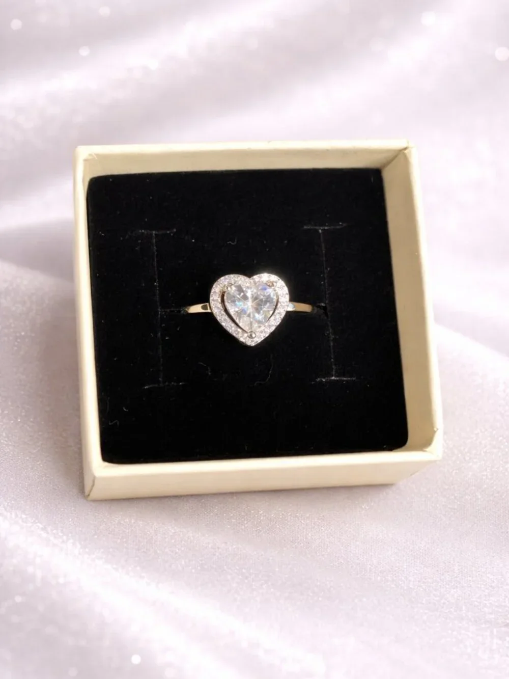 NWT 2.0ct Heart-Shaped Moissanite Ring | S925 Sterling Silver | Adjustable